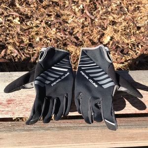 Pearl Izumi Women's Cyclone Gel Gloves.